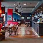 Ibis Hotel