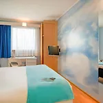 Ibis Hotel
