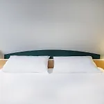 Ibis فندق تشينستوخوفا