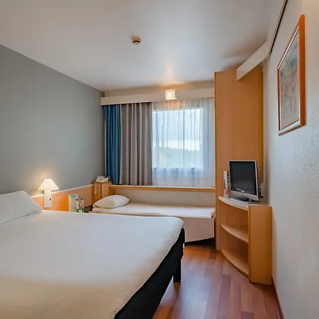 Hotel Ibis 2*