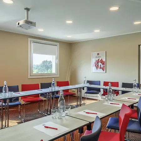 Ibis 2* Čenstochová