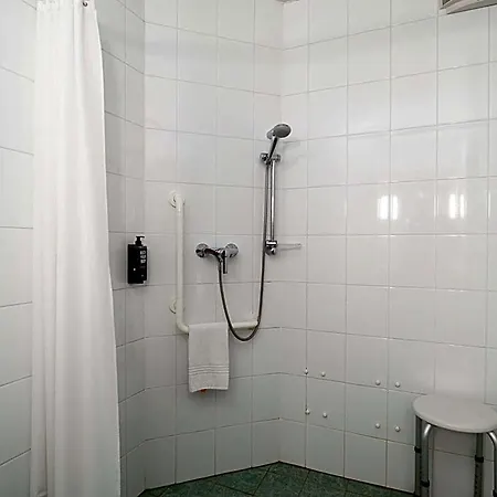 Hotel Ibis 2*