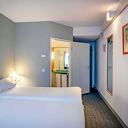 Hotel Ibis 2*
